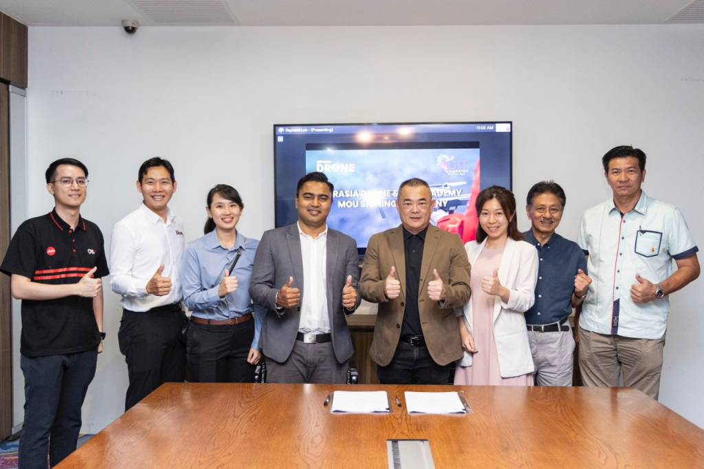 AirAsia Drone partner with GIT Academy